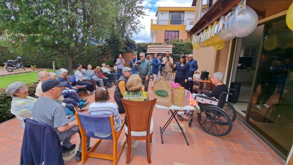 Residencia Para Ancianos en Cota